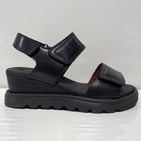 Comfort Mellow Wedge 422015Q3. flot dame sandal på kina hæl, med super komfort. - Nyegaardsko.dk