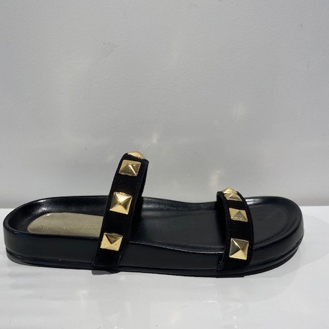 Copenhagen Shoes Evie CS5352 Sort dame skind sandal slippers. Med fine guld nitter. -