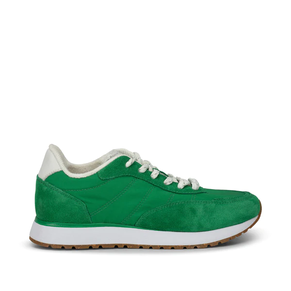 Woden Nellie soft WL720-880. Super grøn sneaker, passer til alle outfit. Lækker komfort og snørebånd for godt - Nyegaardsko.dk