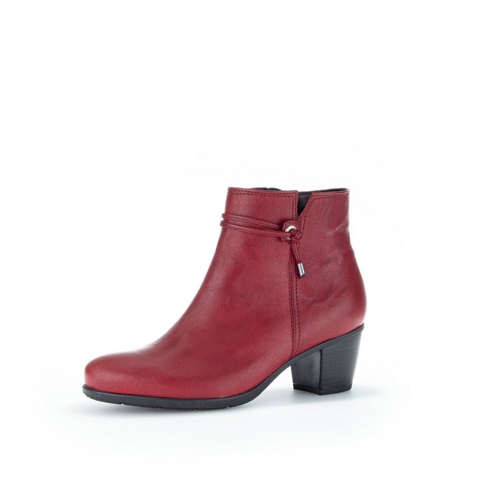 Yoghurt Veluddannet Pioner Gabor 95.522.55 Tucson dark red. Klassisk, elegant rød skind dame støvle  med 45 mm hæl. - Nyegaardsko.dk